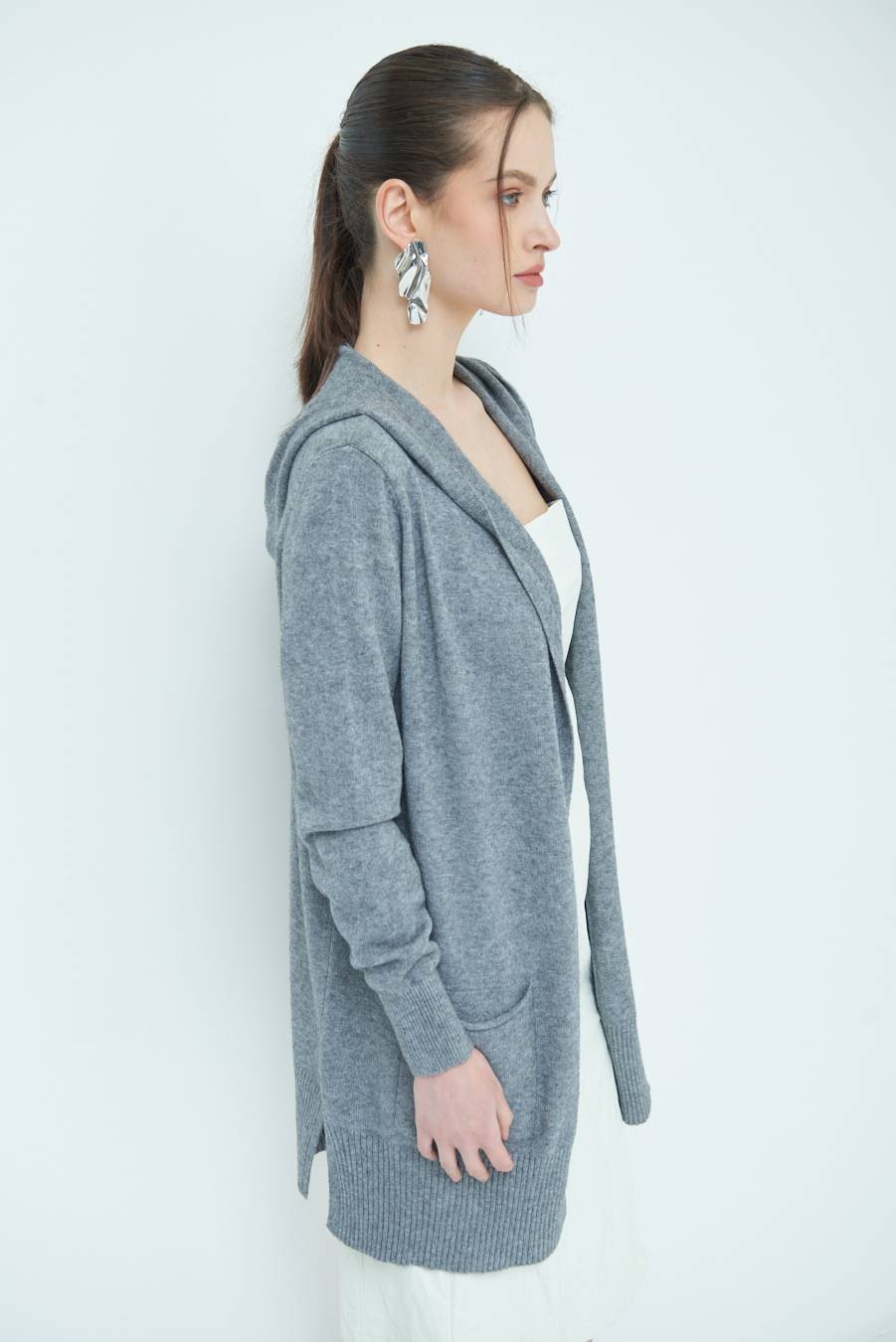 Kikisix CARDIGAN CON DUE TASCHE GRIGIO Prezzo Ridotto