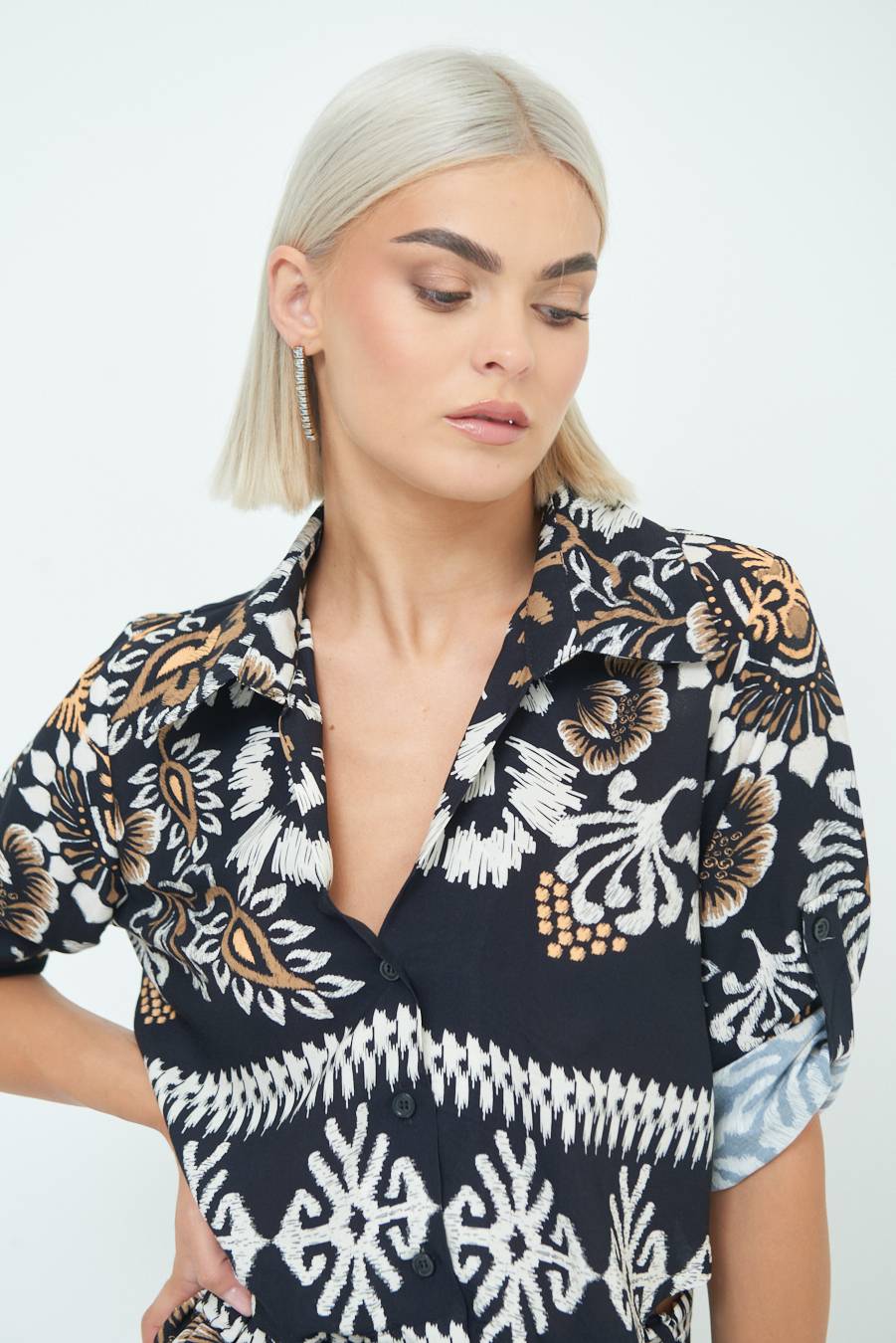 Kikisix CAMICIA CROP BALZA NERO Sconto
