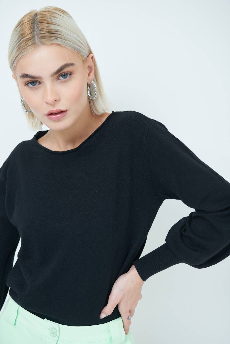 Kikisix MAGLIA REGOLARE SCOLLO BARCA NERO Affare Del Giorno