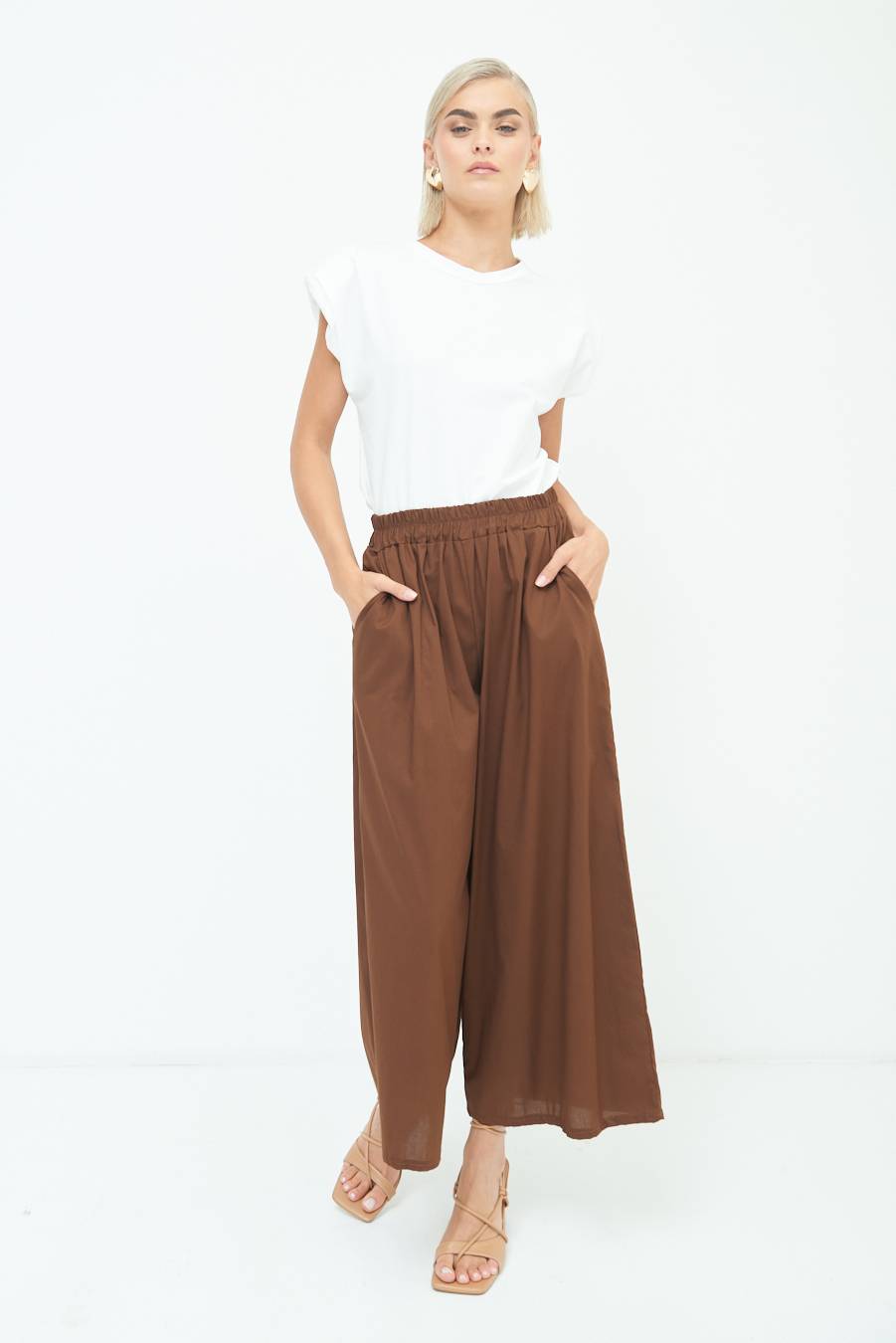 Kikisix PANTALONE CROP ELASTICO UNITO CIOCCOLATO Offerte