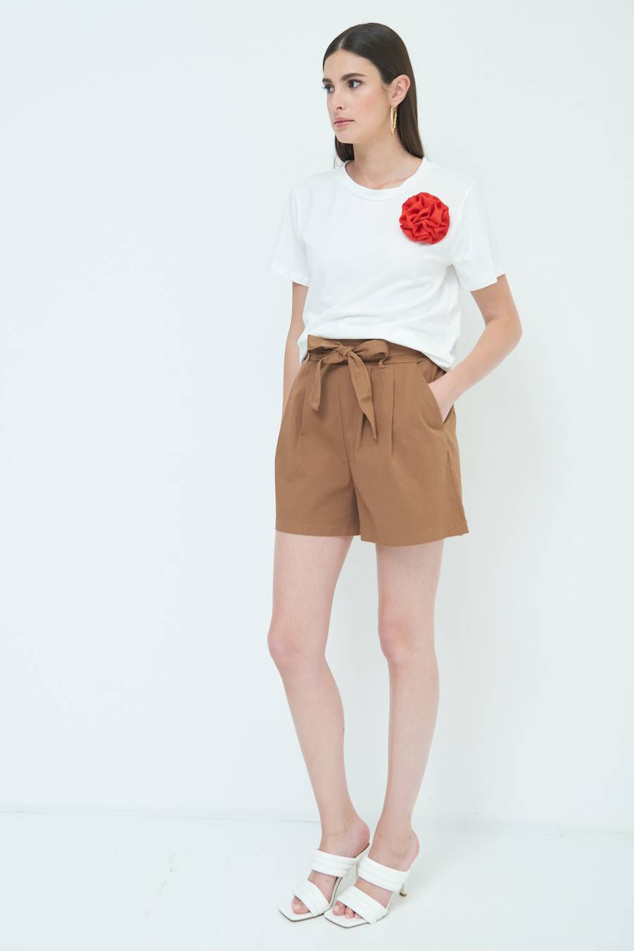 Kikisix SHORT CON CINTURA FASCIA TABACCO Affare Del Giorno