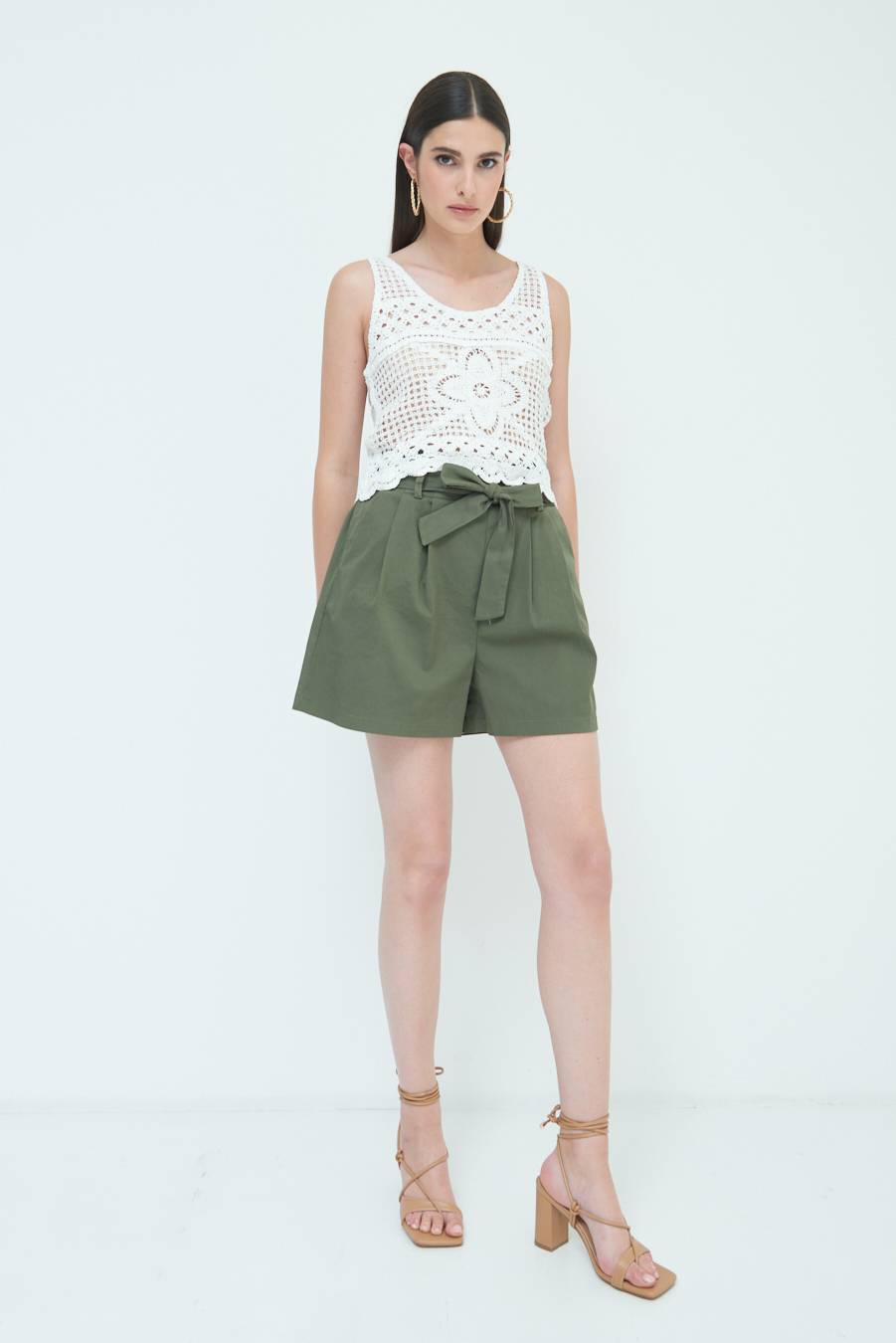 Kikisix SHORT CON CINTURA FASCIA VERDE MILITARE Prezzo Ridotto