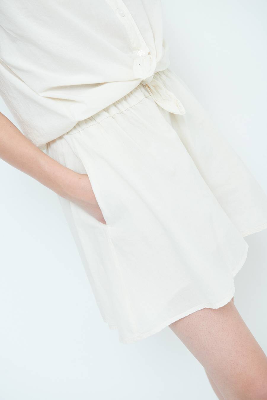 Kikisix SHORTS CON TASCHE BURRO Novità