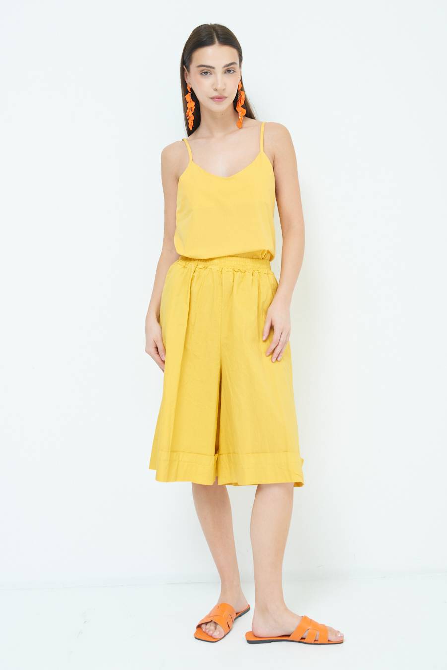 Kikisix PANTALONE CROP CON RISVOLTO SENAPE Offerta