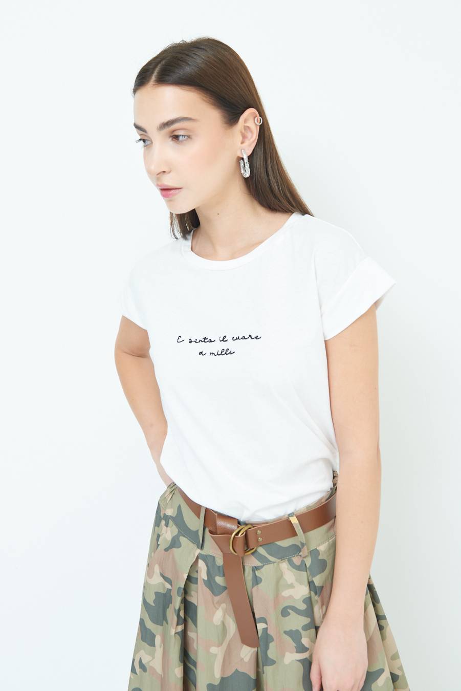 Kikisix T-SHIRT "E SENTO IL CUORE A MILLE" PANNA Online