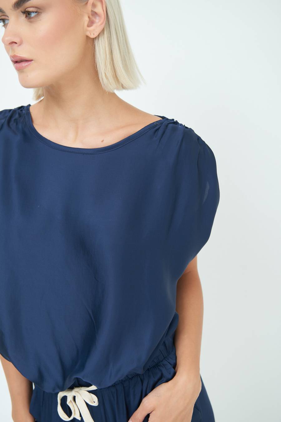 Kikisix TOP CON ELASTICO FONDO SCOLLO BALA BLU Fino Al -60%
