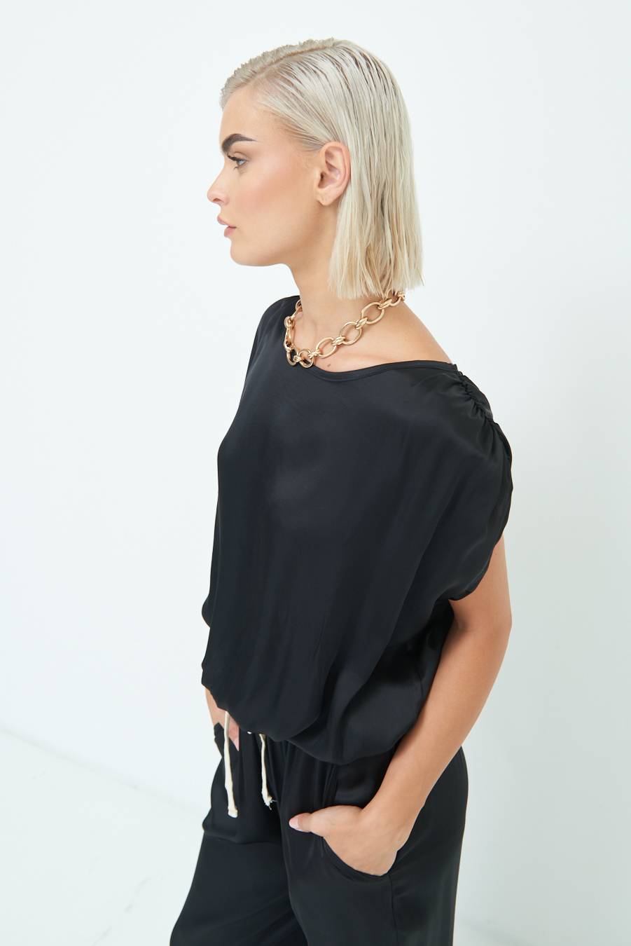 Kikisix TOP CON ELASTICO FONDO SCOLLO BALA NERO Shopping Online