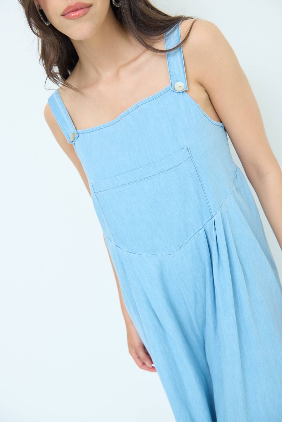 Kikisix SALOPETTE TASCA DAVANTI CHAMBRAY BLU CHIARO In Linea