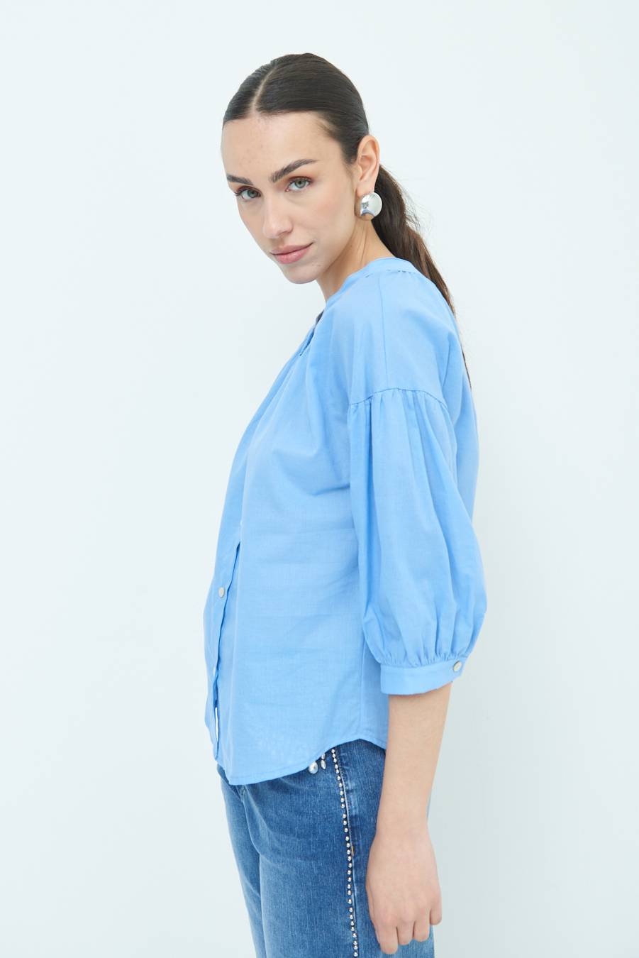 Kikisix CAMICIA SCOLLO INCRESPATO COTONE CELESTE Fino al 55% di sconto