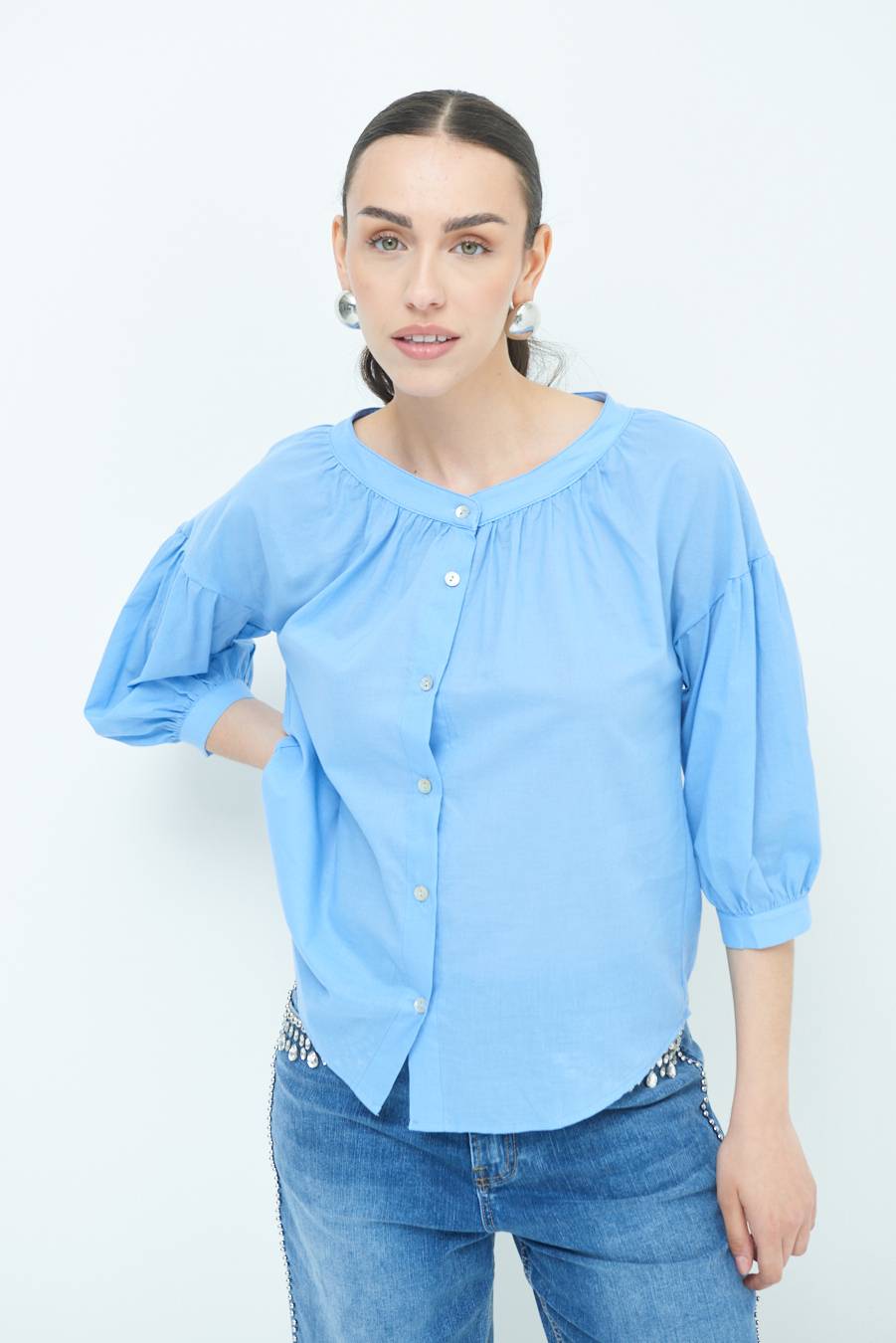 Kikisix CAMICIA SCOLLO INCRESPATO COTONE CELESTE Fino al 55% di sconto