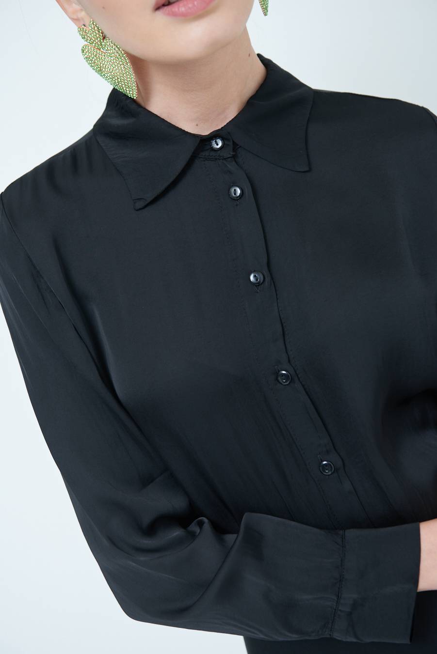 Kikisix CAMICIA RASO VISCOSA NERO Nuovo