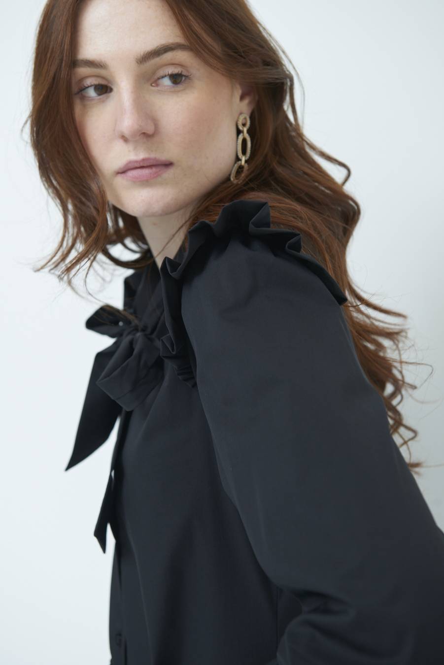 Kikisix CAMICIA NODO DAV. NERO Shopping Online