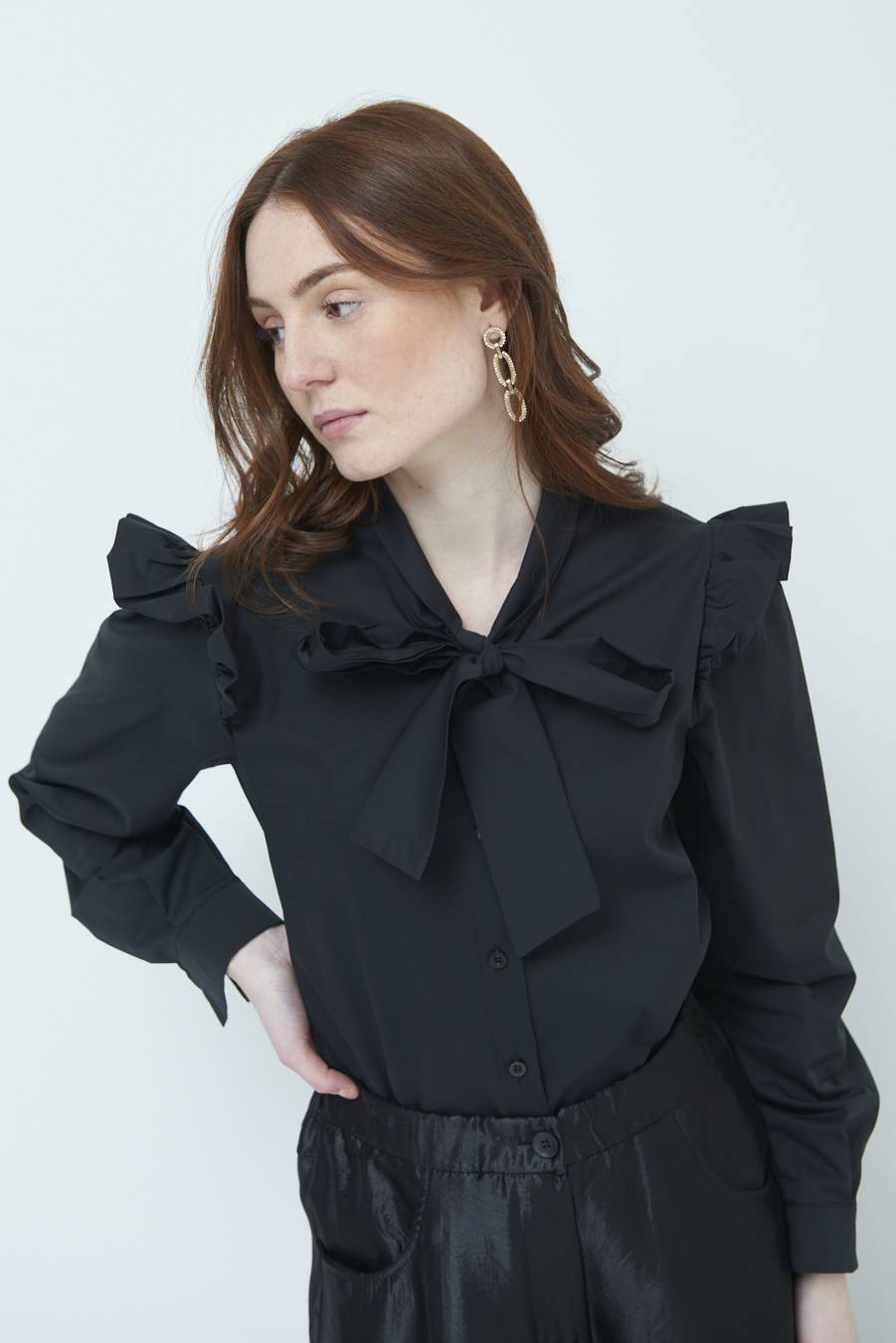 Kikisix CAMICIA NODO DAV. NERO Shopping Online