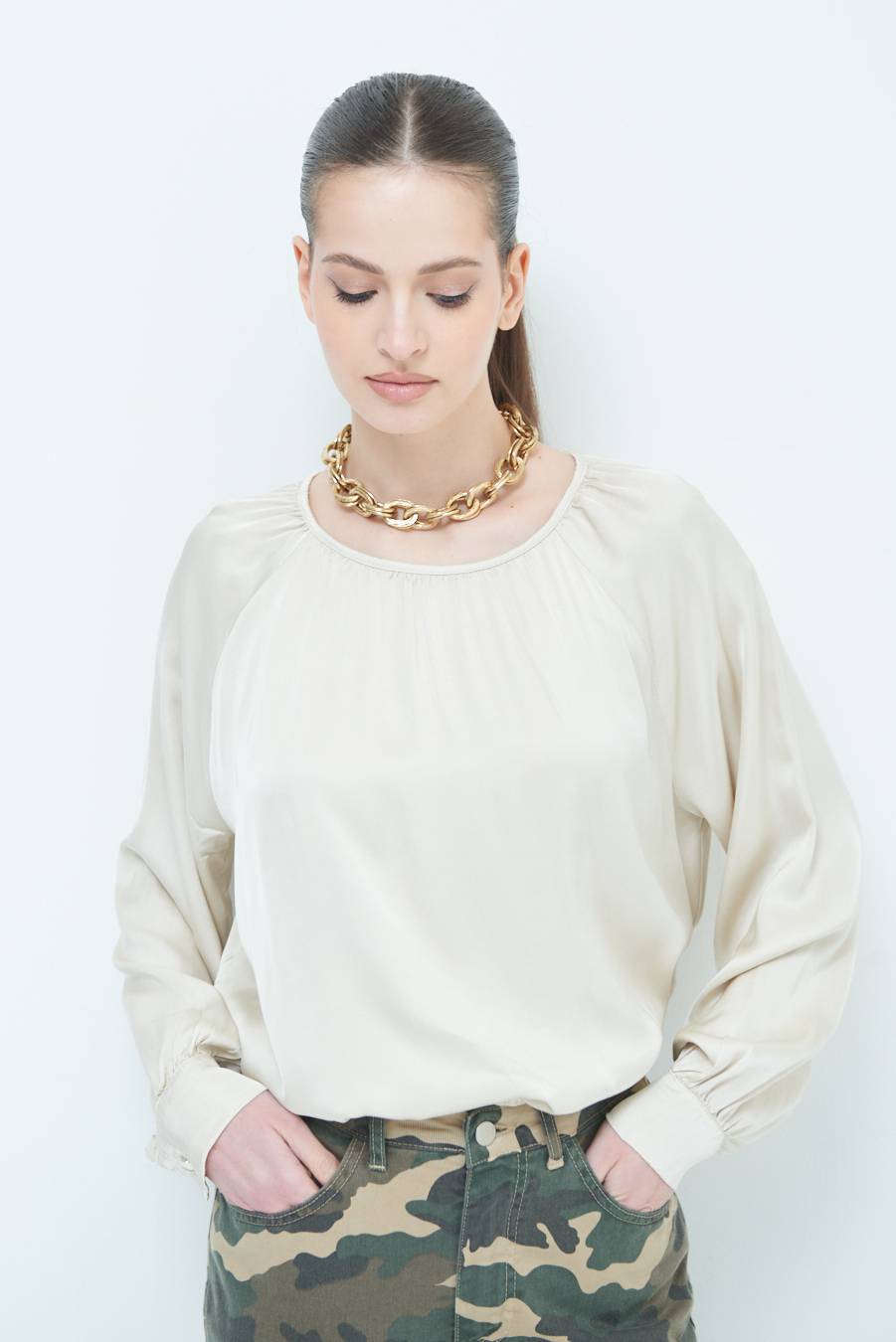 Kikisix CASACCA RASO VISCOSA INCRESPATA COLLO BEIGE Moda
