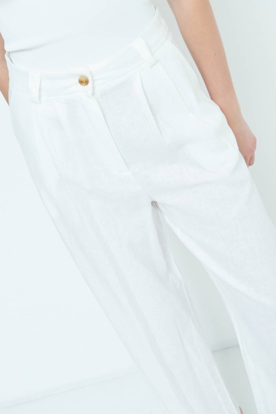 Kikisix PANTA PALAZZO CON PINCE BIANCO 2025
