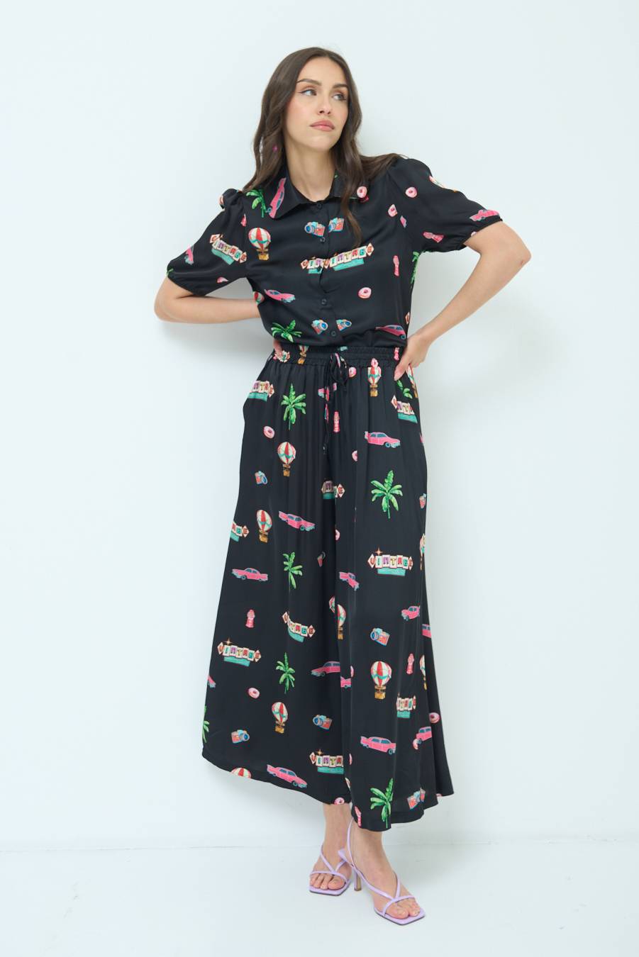 Kikisix PANTALONE PALAZZO NERO Spedizione Gratuita