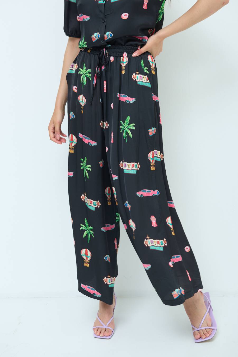 Kikisix PANTALONE PALAZZO NERO Spedizione Gratuita