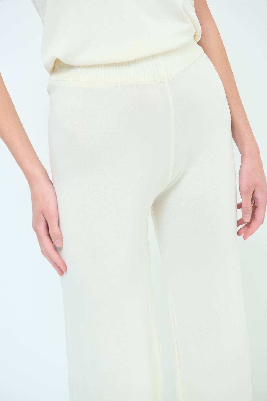 Kikisix PANTALONE PALAZZO MAGLIERIA BURRO Shopping Online
