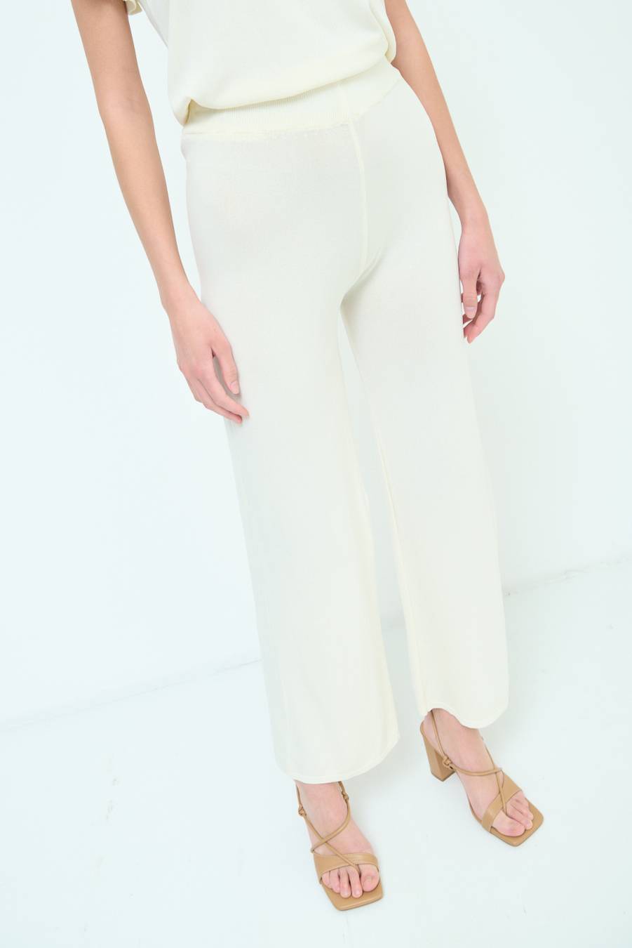 Kikisix PANTALONE PALAZZO MAGLIERIA BURRO Shopping Online