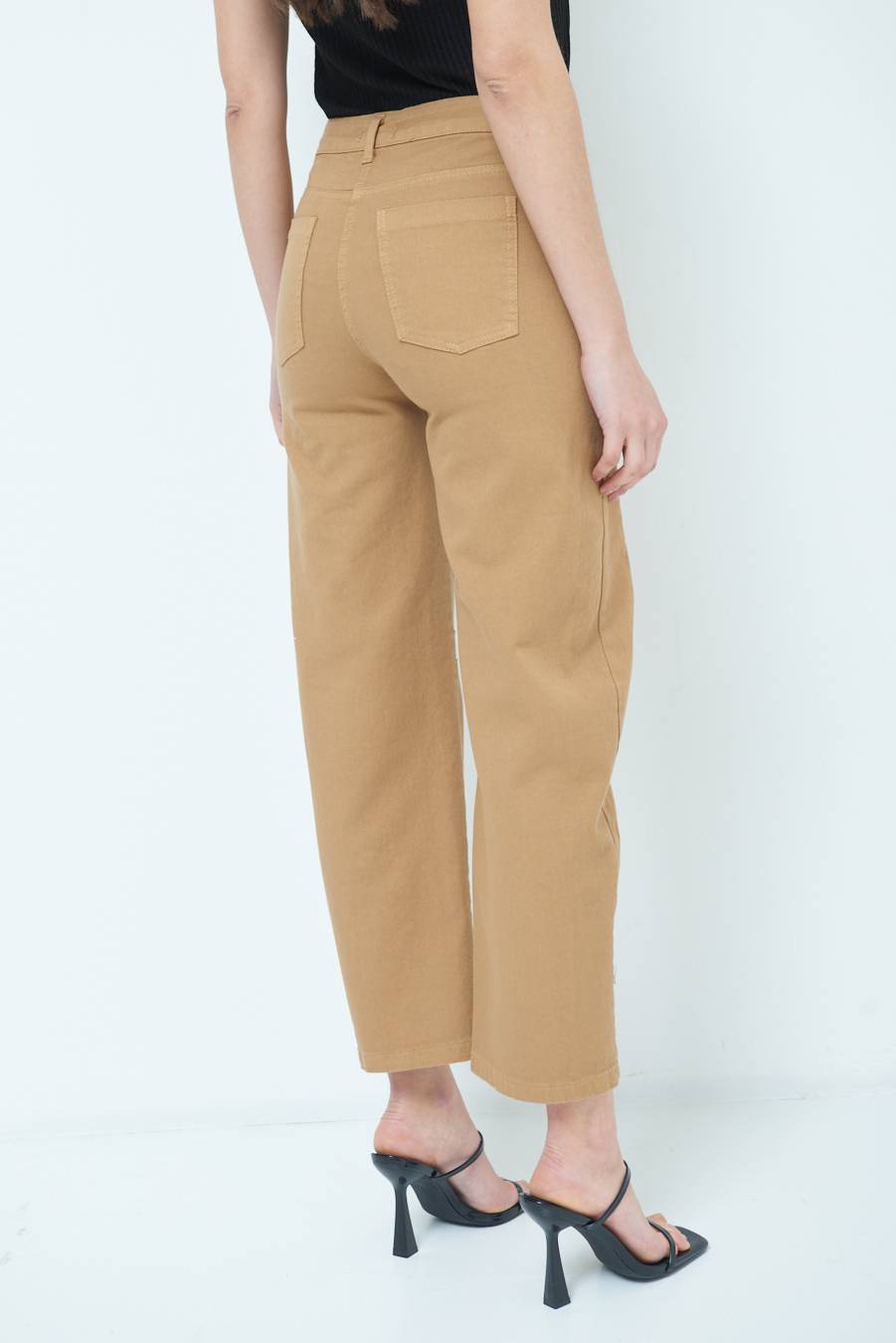 Kikisix PANTALONE LINEA UOVO CAMMELLO Super sconto
