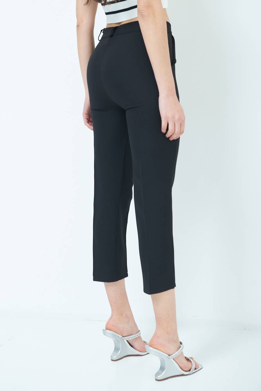 Kikisix PANTALONE SIGARETTA NERO In Vendita