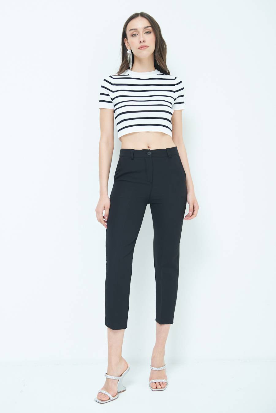 Kikisix PANTALONE SIGARETTA NERO In Vendita