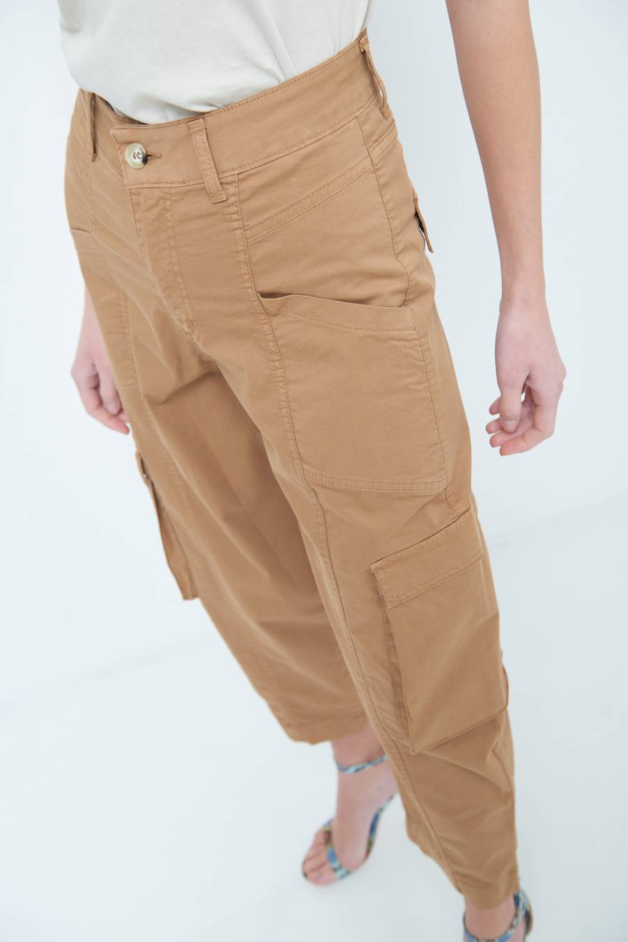 Kikisix PANTALONE TASCONI BEIGE Negozio