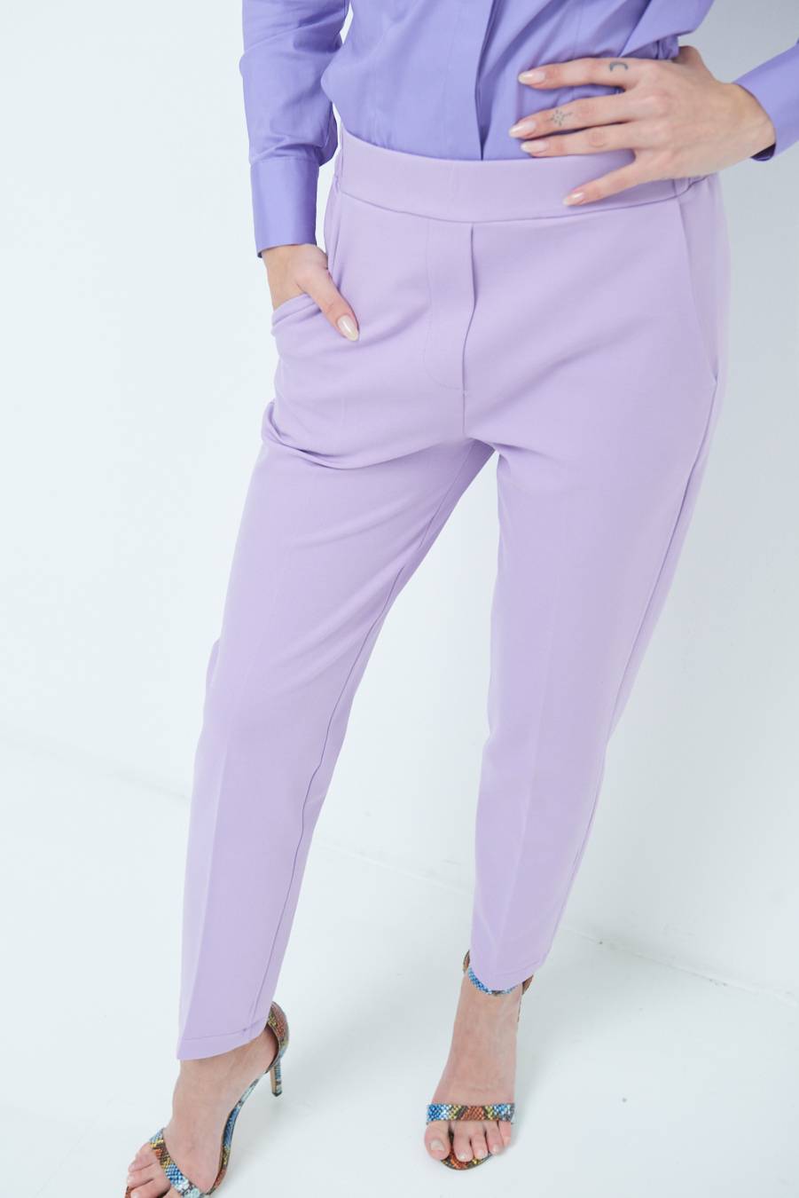 Kikisix PANTALONE SIGARETTA LILLA Pezzi Unici
