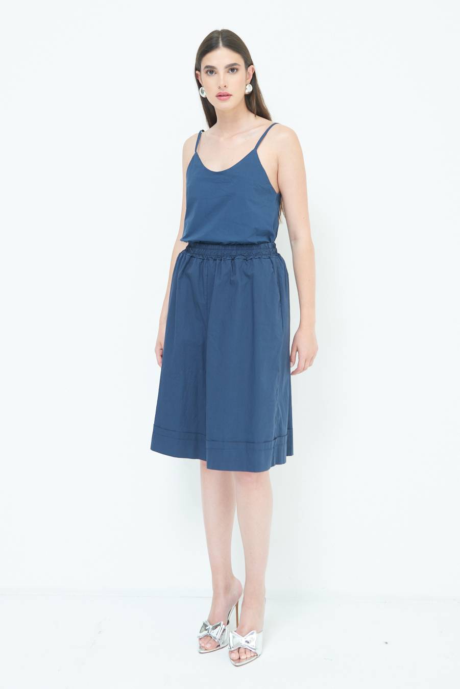 Kikisix PANTALONE CROP CON RISVOLTO BLU Fino Al -60%