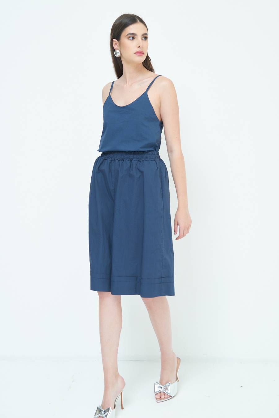 Kikisix PANTALONE CROP CON RISVOLTO BLU Fino Al -60%
