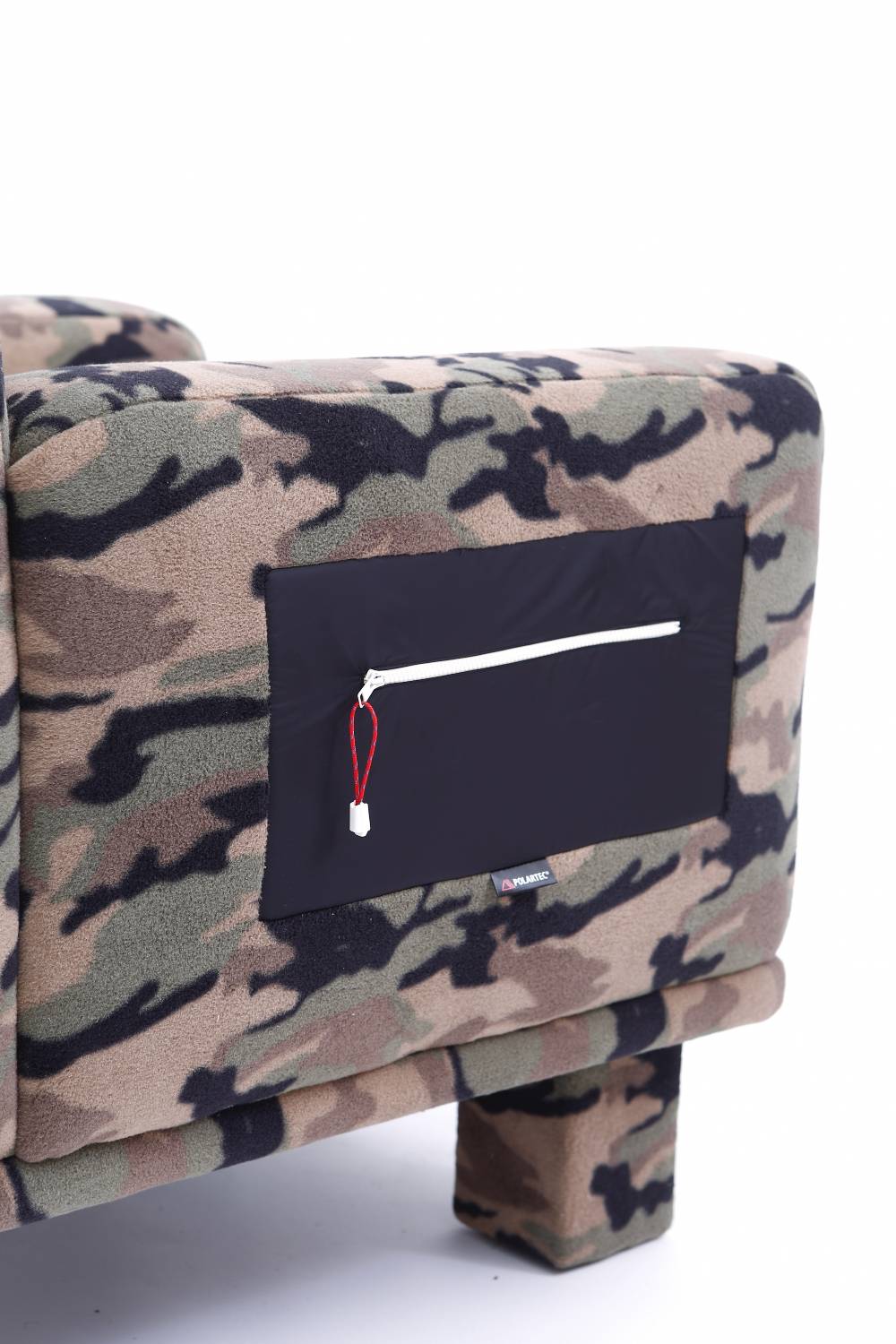 Lc23 Polartec Camo Armchair Vendita