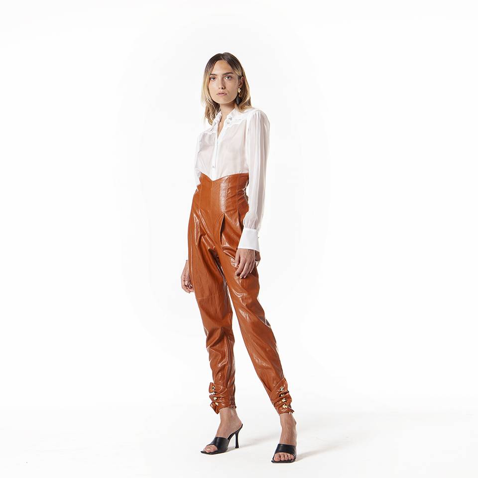 Nineminutes SS20 – THE PENCE LEATHER CUOIO In Linea