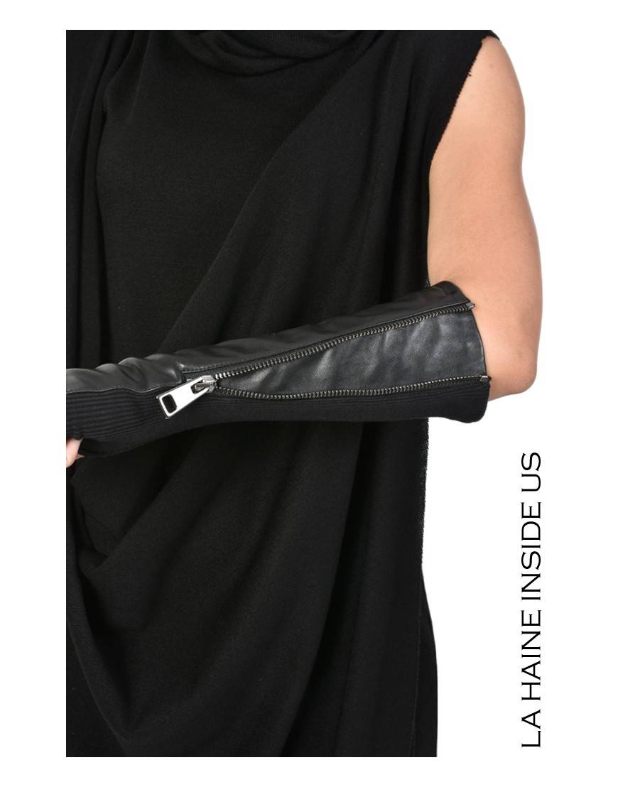 La haine inside us - PERMANENTE - 4B CALLIOPE MANICOTTO Pelle Nero Sottocosto