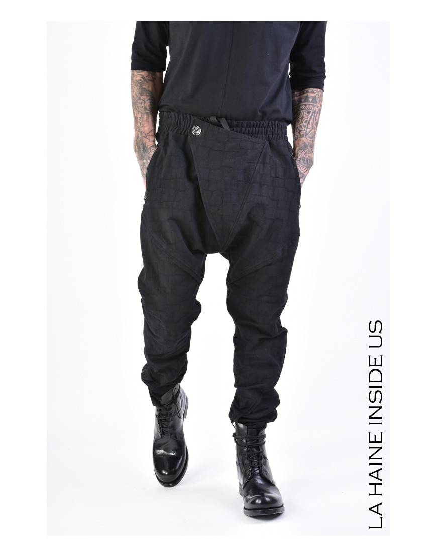 La haine inside us 3B LM133 PANTALONE Nero In Saldo