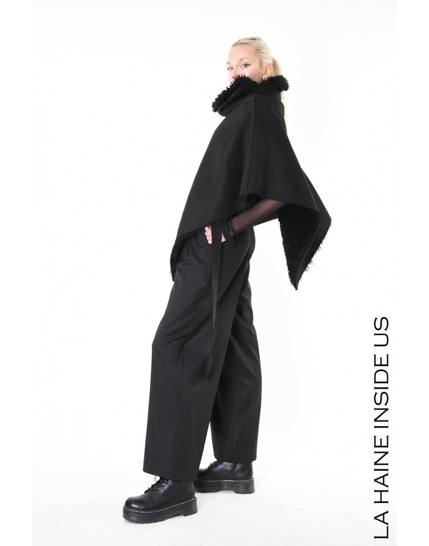 La haine inside us 4- LW862 PONCHO UNISEX D Nero Promozione