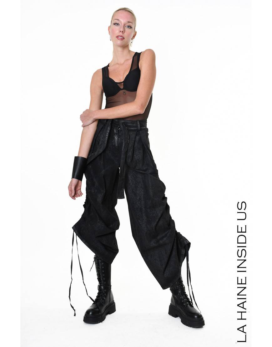 La haine inside us 4B LW879 PANTALONE Nero Sostegno trimestrale