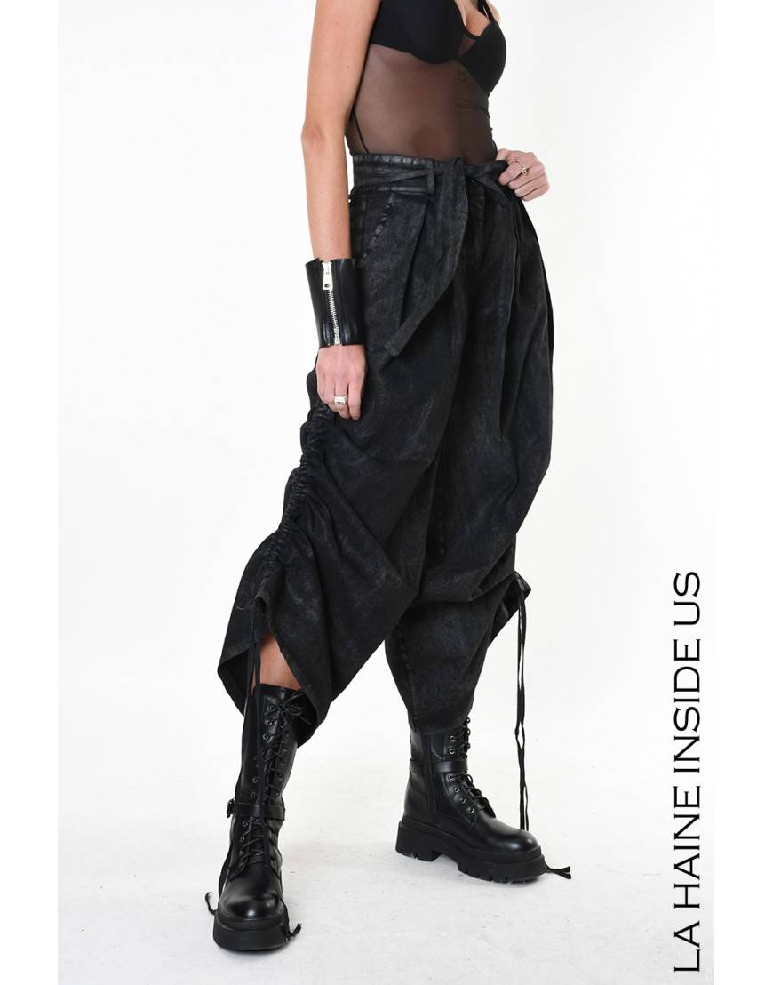 La haine inside us 4B LW879 PANTALONE Nero Sostegno trimestrale