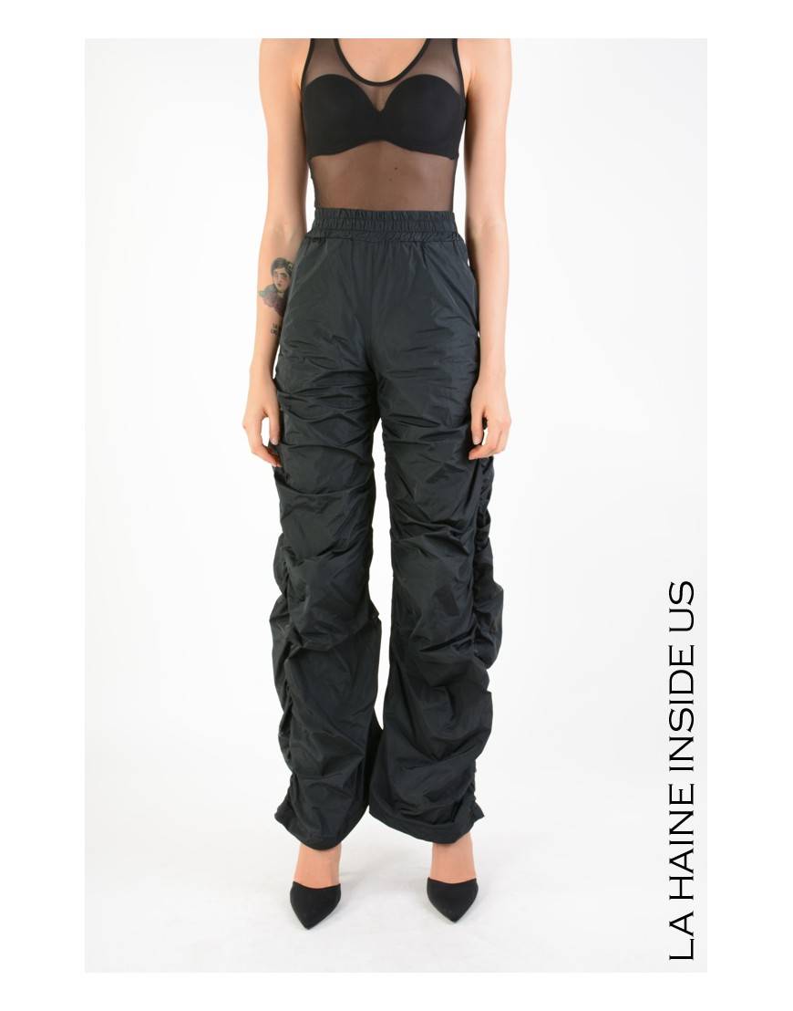 La haine inside us 4R LW711 PANTALONE Nero Ritorno libero