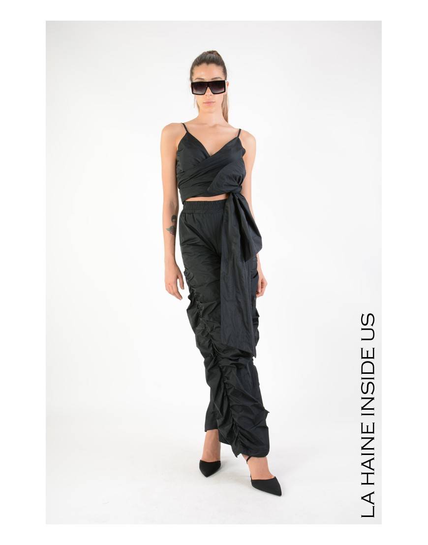 La haine inside us 4R LW711 PANTALONE Nero Ritorno libero