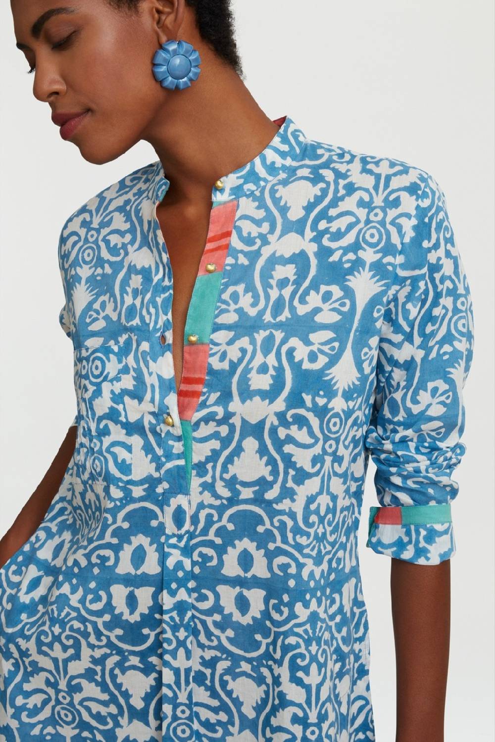 Lisa Corti kurta corta damask design white blue Saldi Di Fabbrica