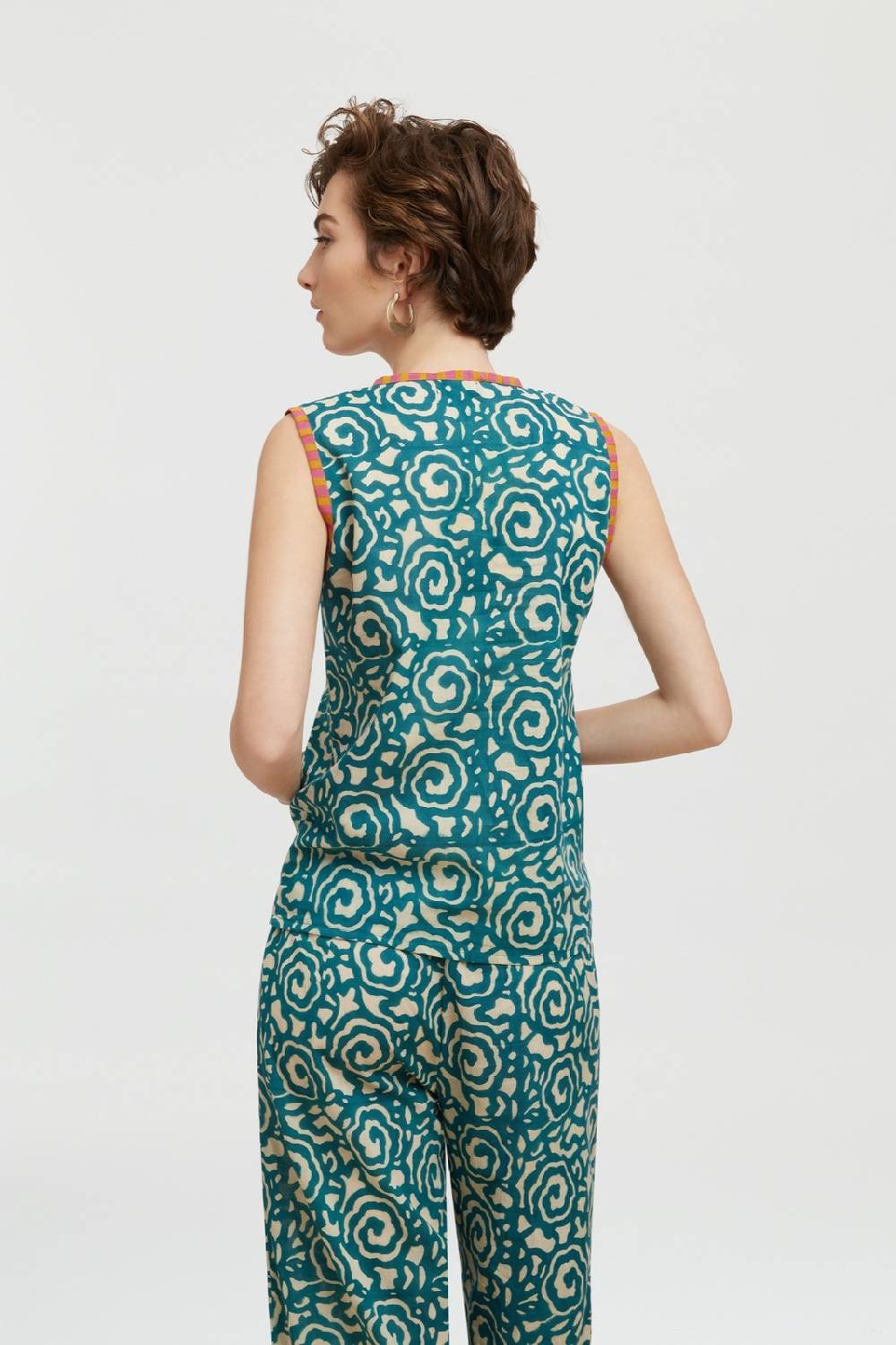Lisa Corti top banyan spiral peacock natural 2025