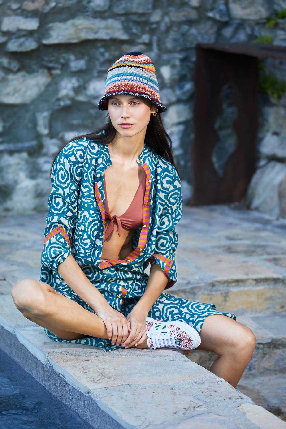Lisa Corti kurta lunga aperta spiral peacock natural Promozione