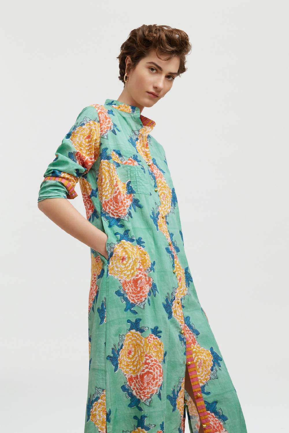 Lisa Corti kurta lunga aperta corolla veronese Acquista Ora