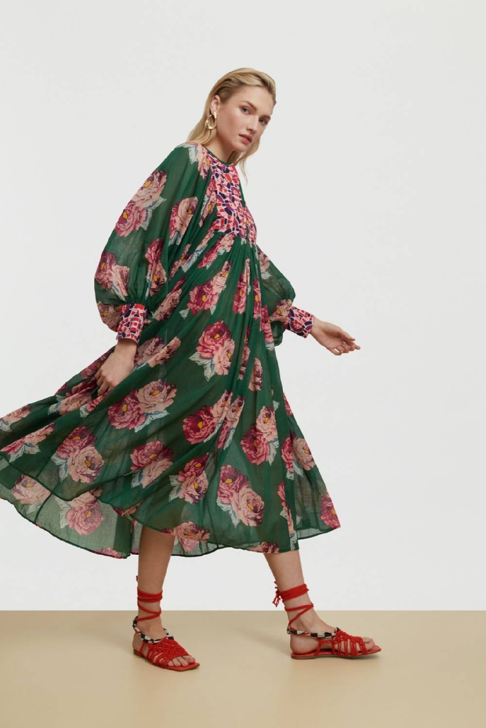 Lisa Corti abito ortensia folk rose green Sconto