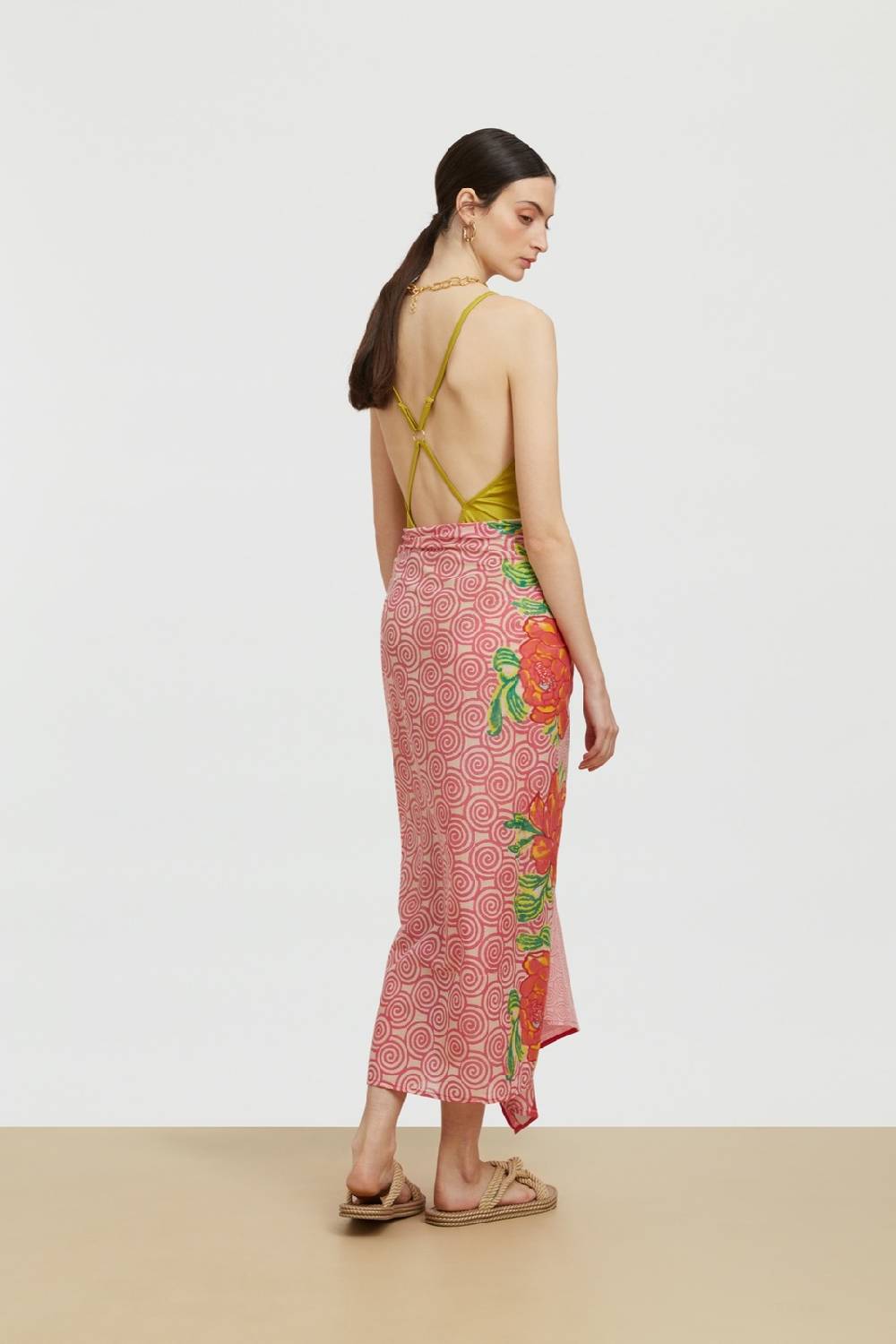Lisa Corti pareo camelia magenta pink Presa
