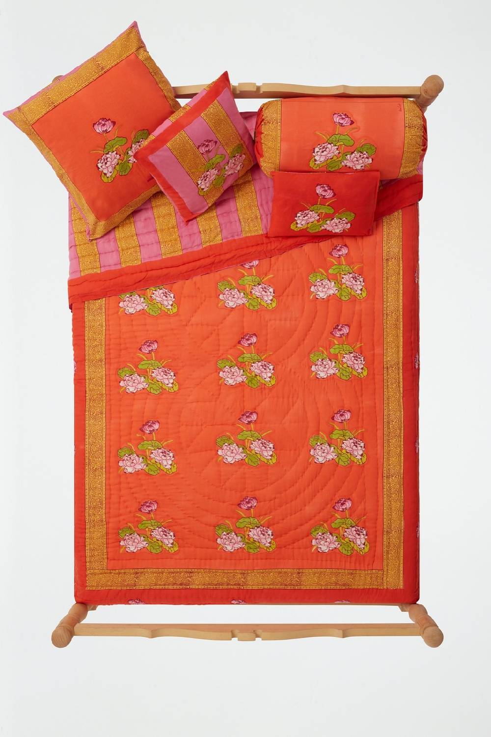 Lisa Corti trapunta reversibile 250x270cm tea flower red orange In Vendita