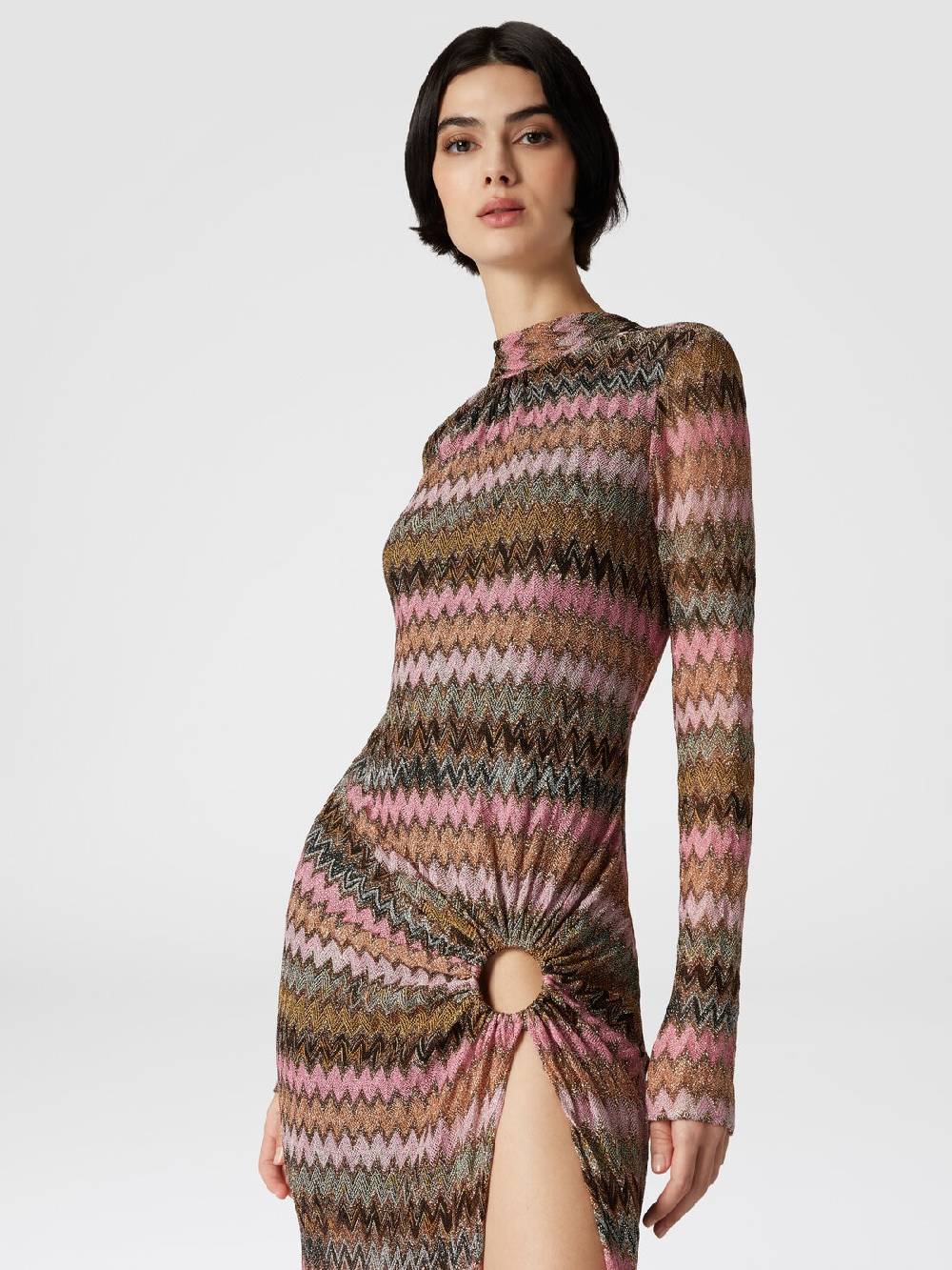 M Missoni Abito lungo in viscosa chevron e lurex con dettaglio cut out Vendita Calda