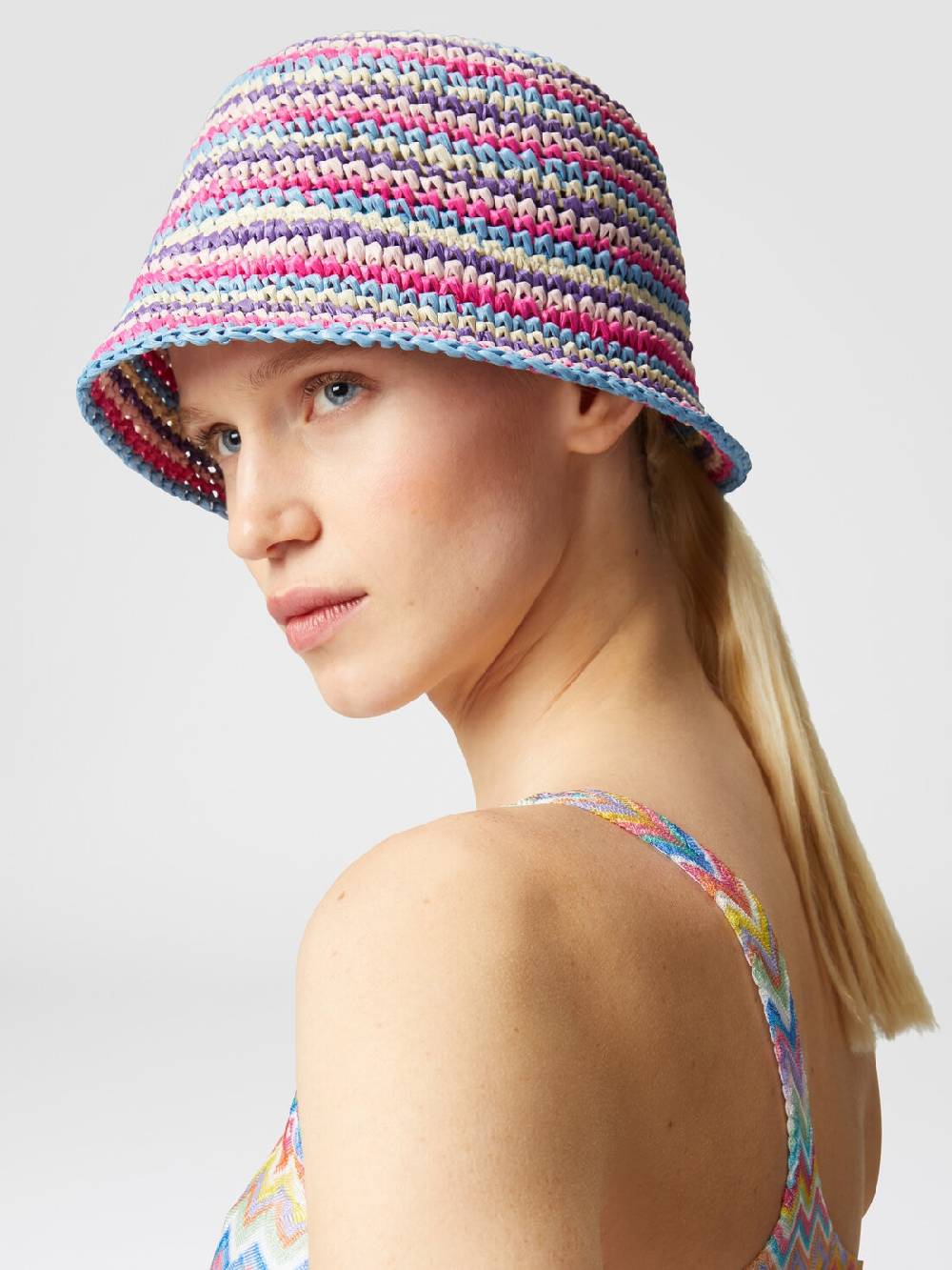 M Missoni Cloche in maglia di viscosa con lavorazione a uncinetto Offerta