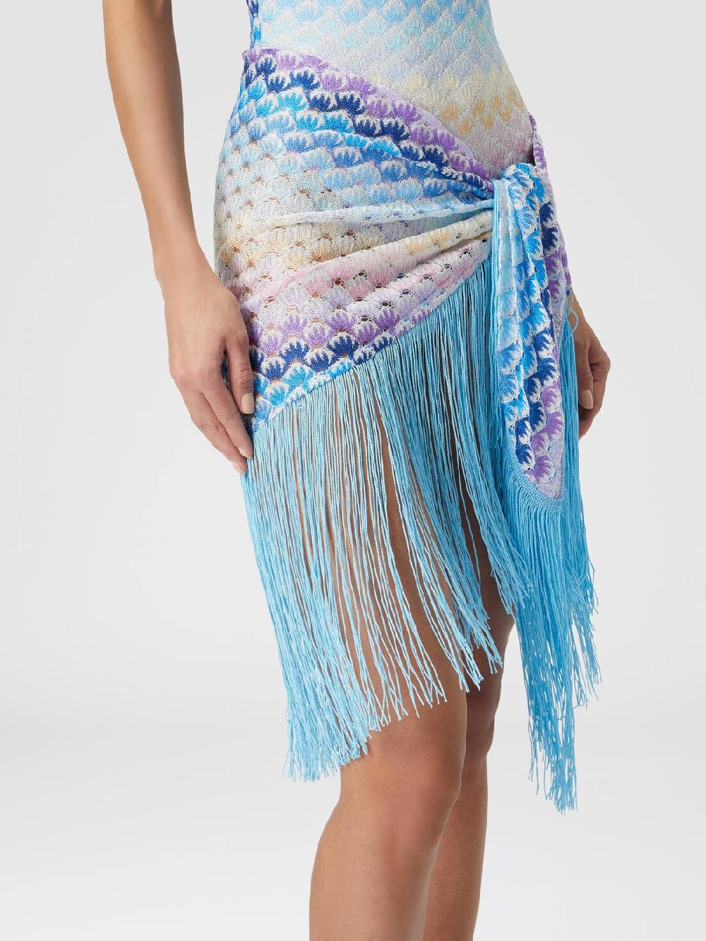 M Missoni Pareo in viscosa lamé con frange In Vendita