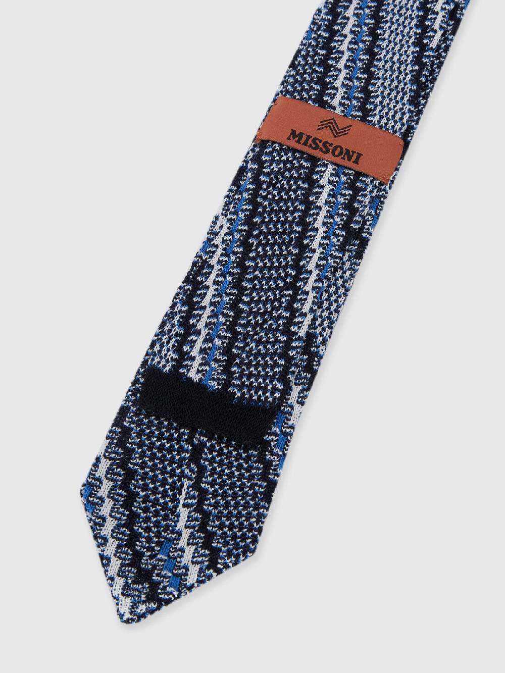 M Missoni Cravatta in cotone e lino con ricami Offerte